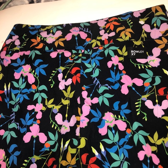 NWT XL ROWLEY X ROXY Fuseau Technical Snow Ski Pants Black MultiFloral - Picture 15 of 16